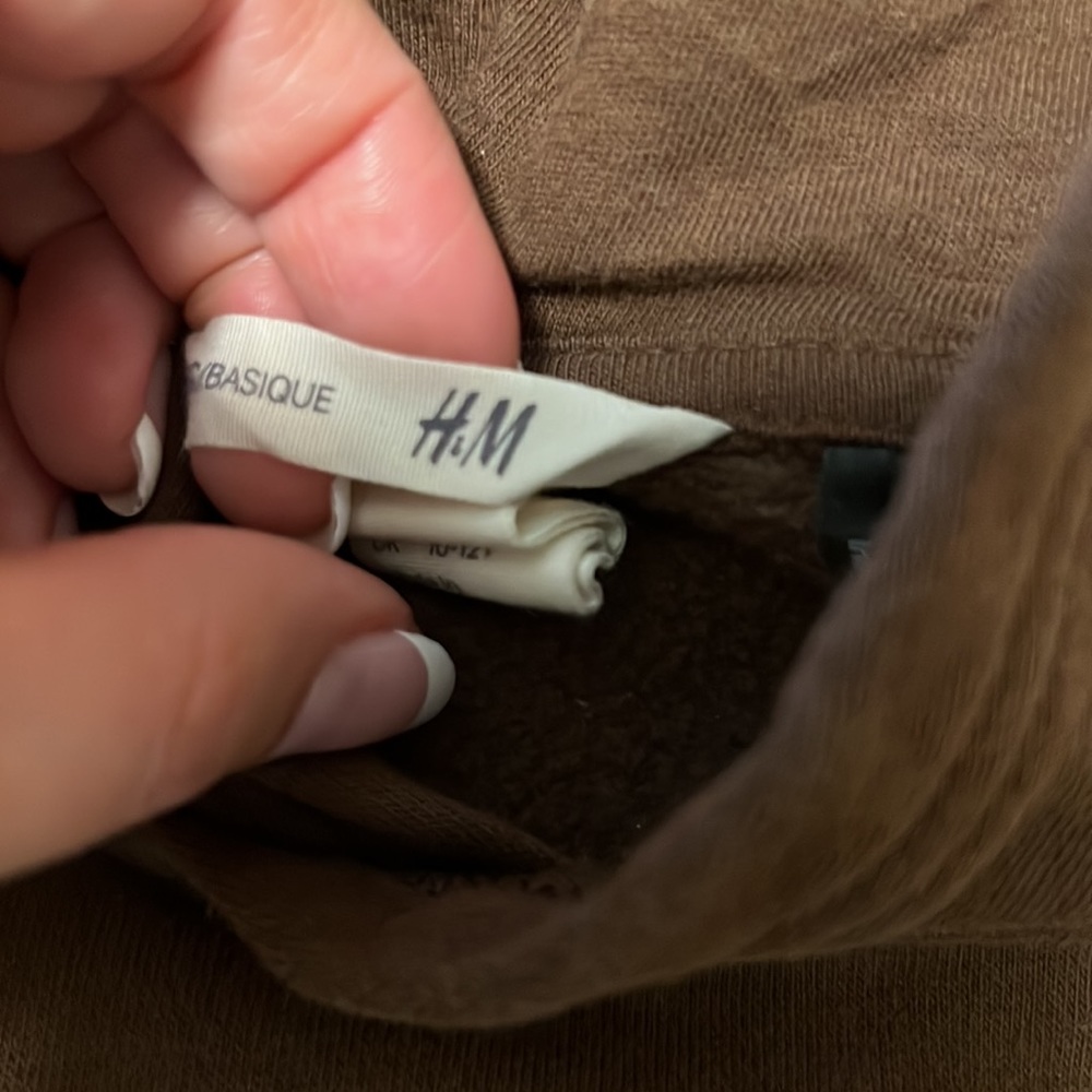 Sweater - Picture 2 of 2